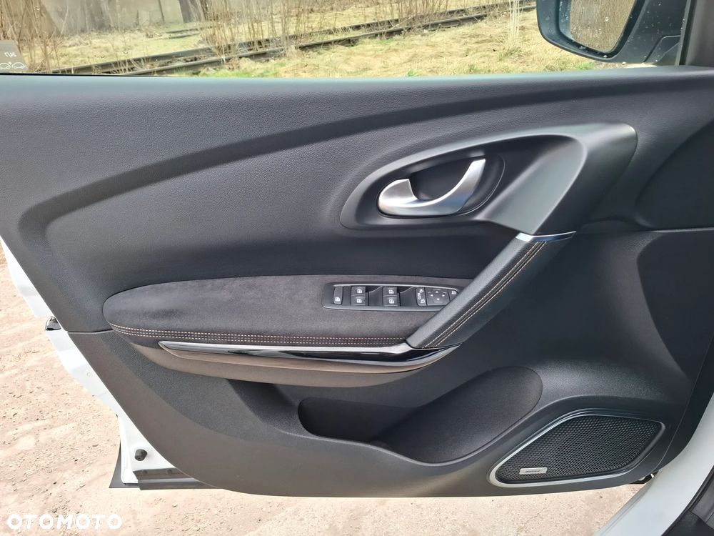 Renault Kadjar 1.3 TCe FAP Black Edition EDC - 12