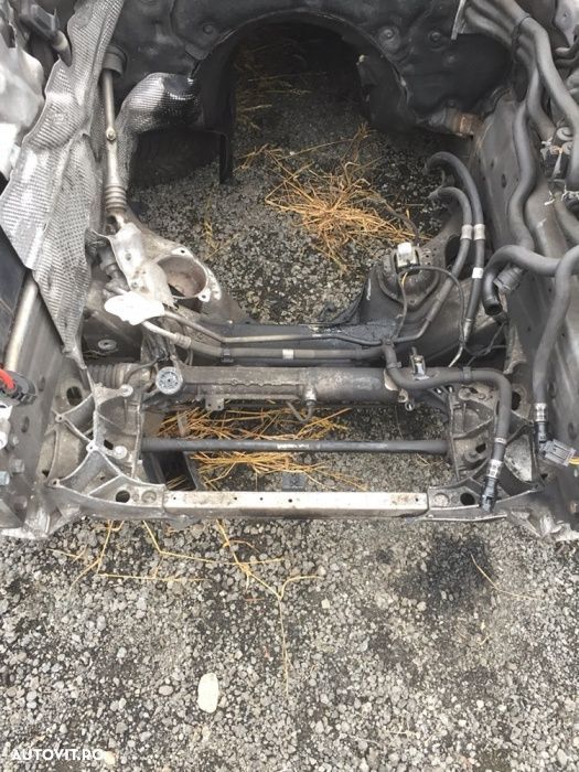 Jug motor punte fata Bmw 730d f01,f02 - 1