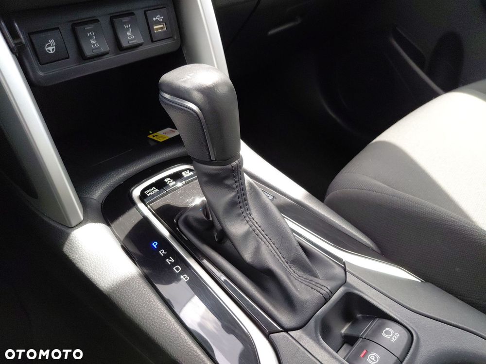 Toyota Corolla Cross 2.0 Hybrid Style - 24