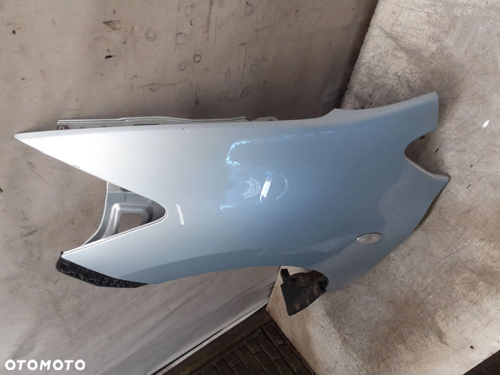 * BŁOTNIK LEWY PRZÓD  PRZEDNI TOYOTA AURIS I 8S1 BŁEKITNY - 2