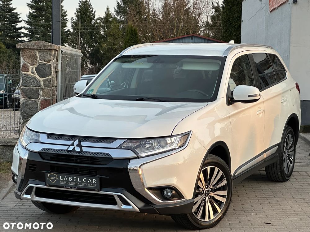 Mitsubishi Outlander 2.0 2WD CVT Diamant Edition+ - 20