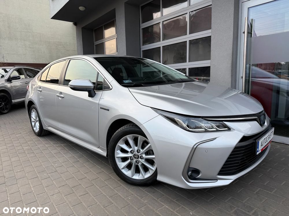 Toyota Corolla 1.8 Hybrid Comfort - 24