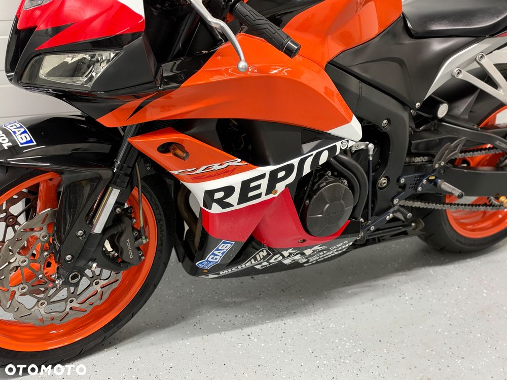 Honda CBR - 23