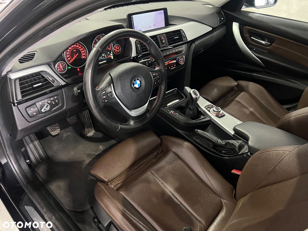 BMW Seria 3 320d Luxury Line - 10