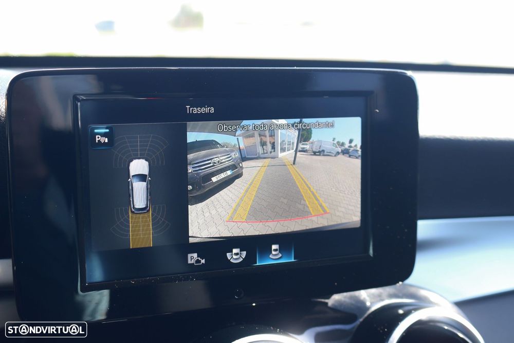 Mercedes-Benz GLC 300 e 4Matic - 32