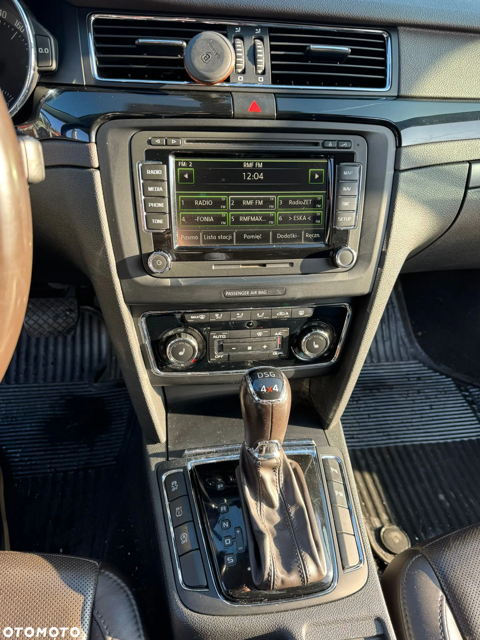 Skoda Superb 2.0 TDI L&K DSG - 8