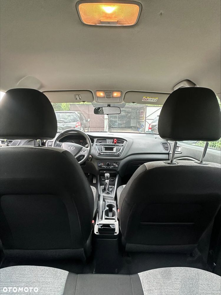 Hyundai i20 1.2 Classic Plus - 11