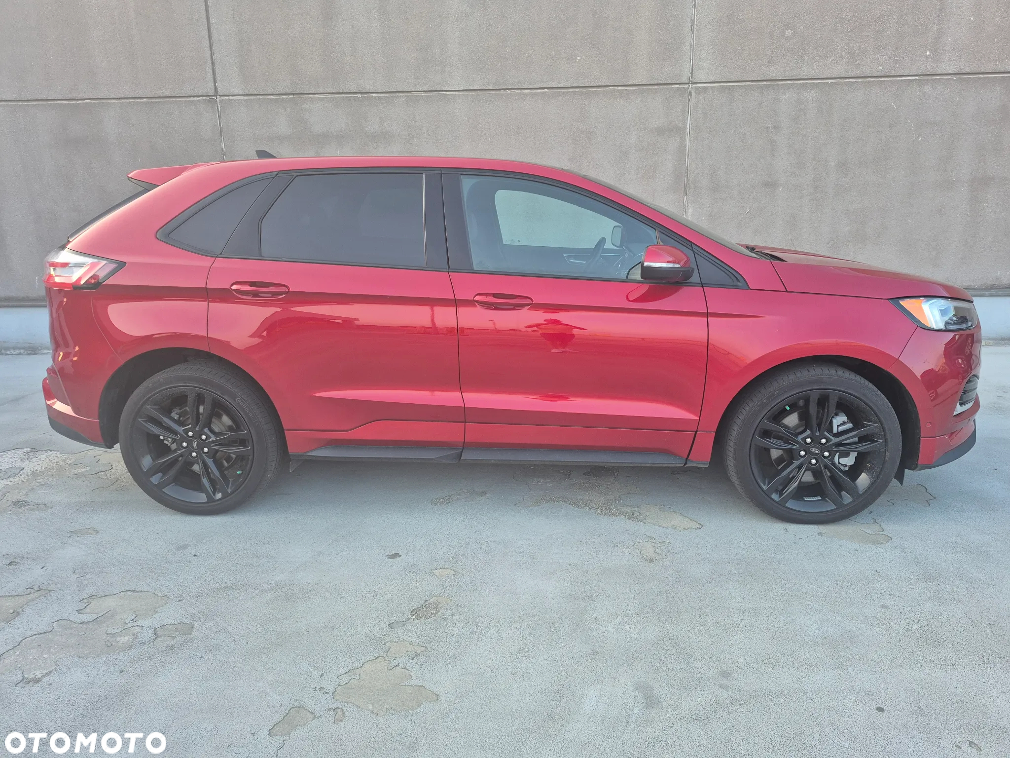 Ford Edge - 2