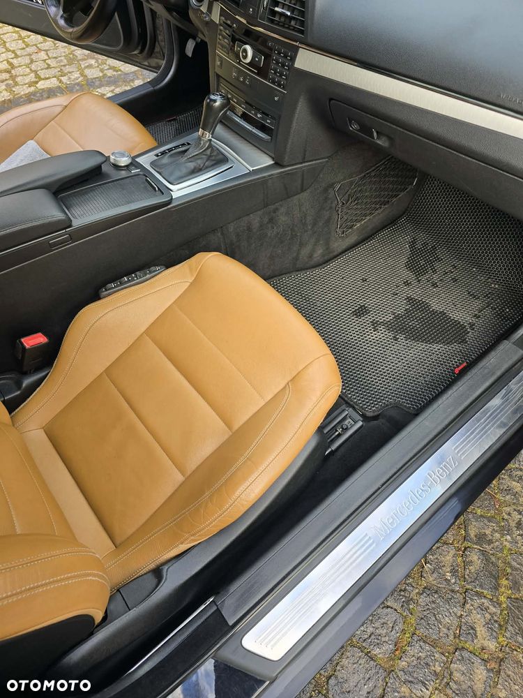 Mercedes-Benz Klasa E - 24