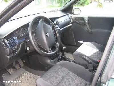 Opel Vectra 1.6 - 1