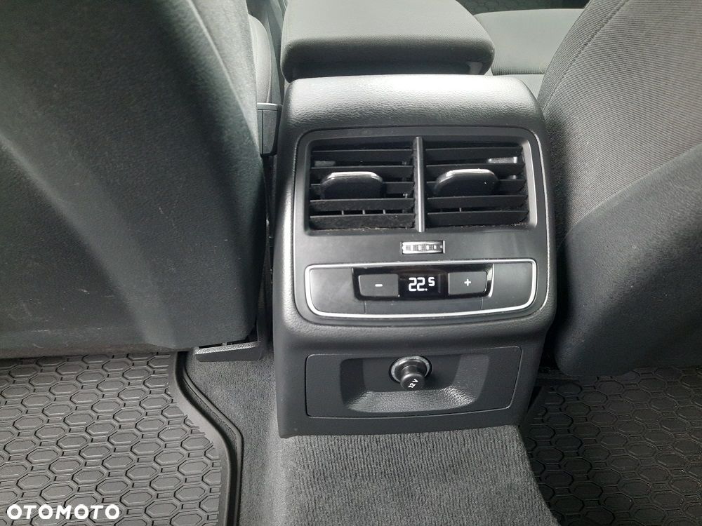 Audi A4 Avant 35 TDI mHEV Advanced S tronic - 16