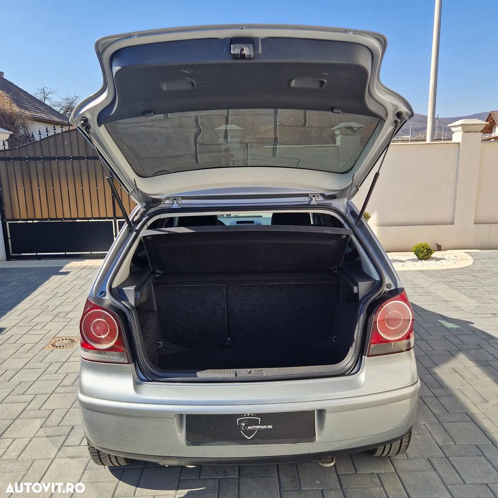 Volkswagen Polo 1.4 Comfortline - 10