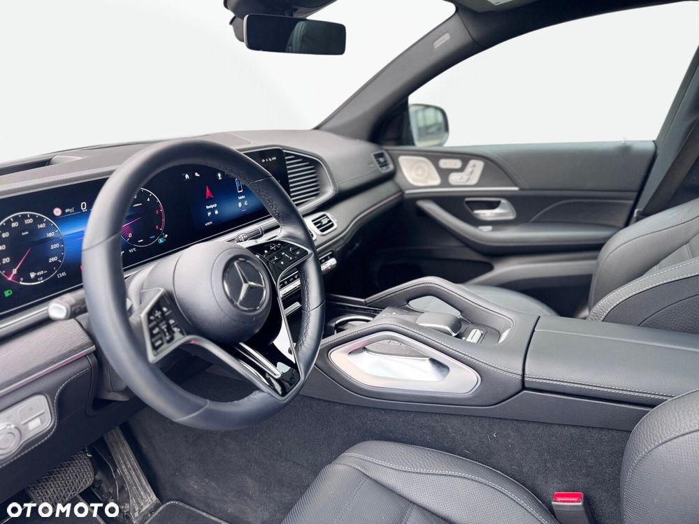 Mercedes-Benz GLE - 12