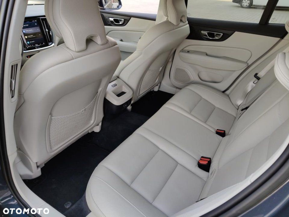 Volvo V60 - 11
