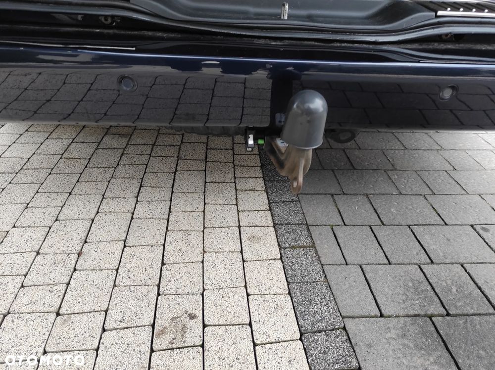 Mercedes-Benz Klasa V 250 BlueTEC Edition 1 7G-Tronic (d³ugi) - 39