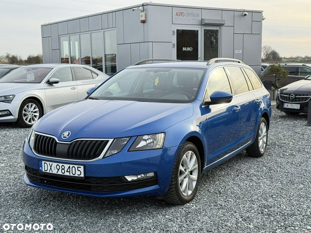 Skoda Octavia 1.6 TDI Ambition DSG - 1