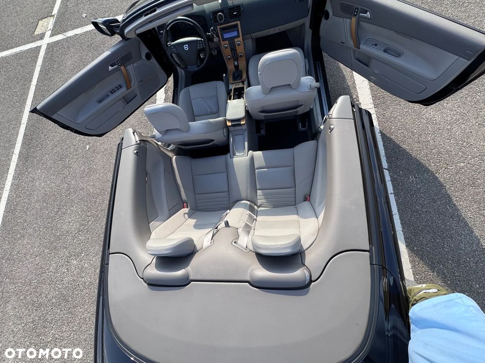 Volvo C70 2.0D Momentum - 20
