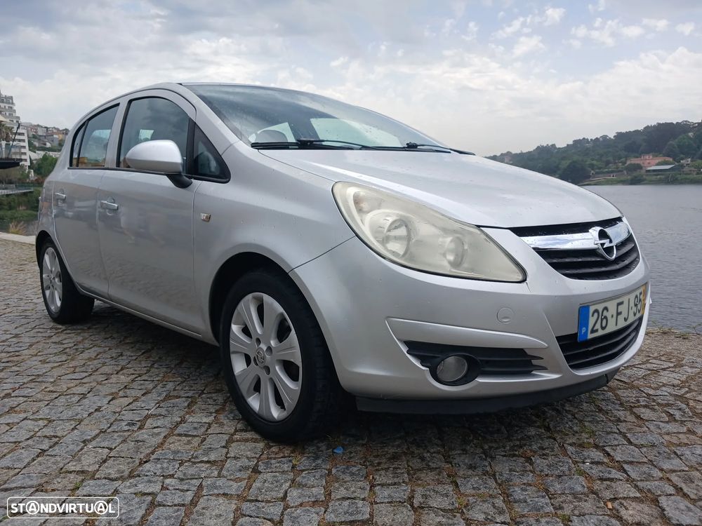 Opel Corsa 1.3 CDTI Enjoy EcoFLEX - 1
