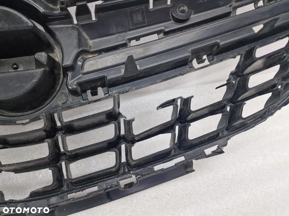 OPEL ZAFIRA C 11- ATRAPA / GRILL PRZEDNI PRZÓD , NR 13300698 , NR AUKCJI GL573 - 16