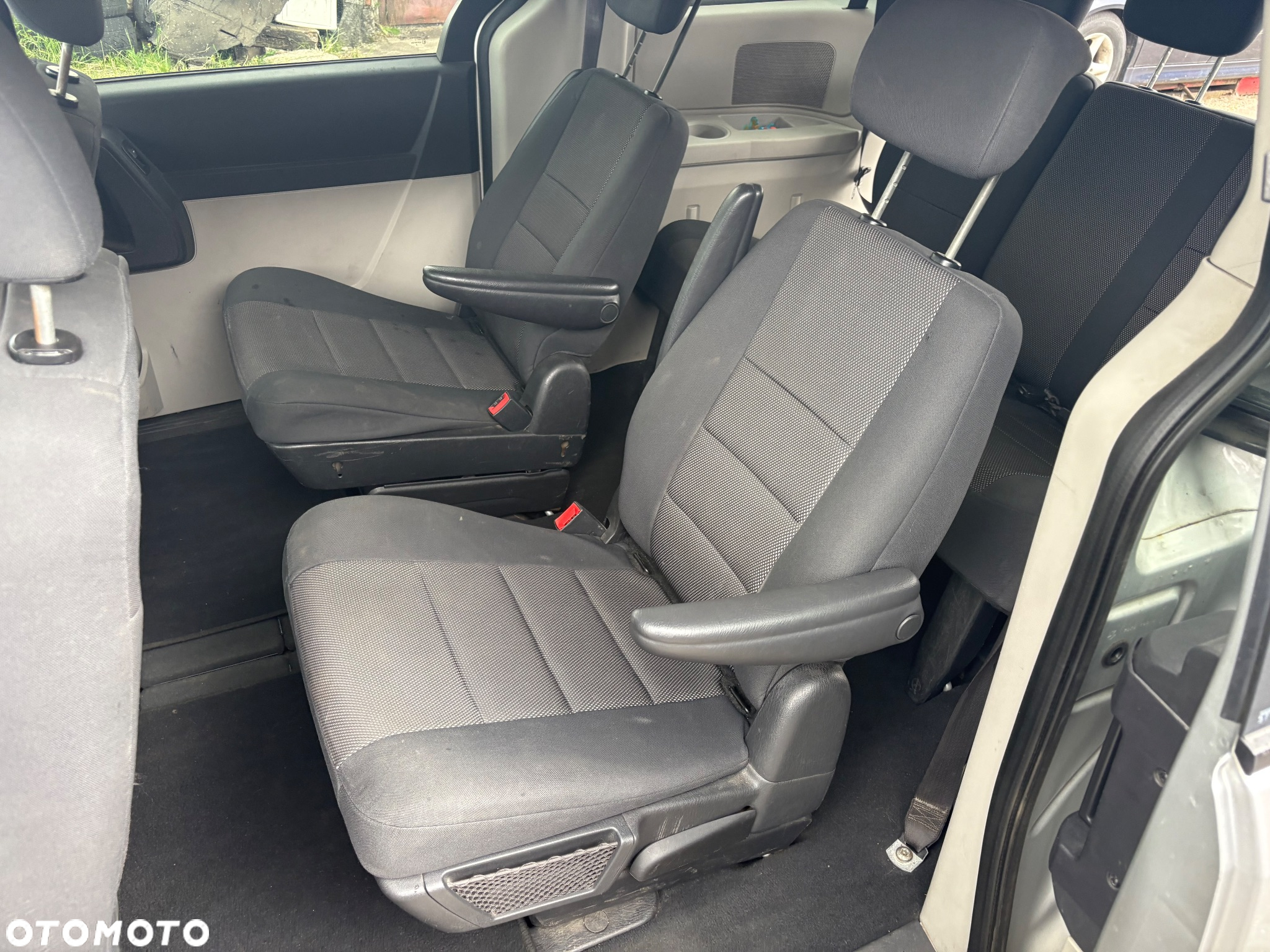 Dodge Grand Caravan 3.3 SE - 5