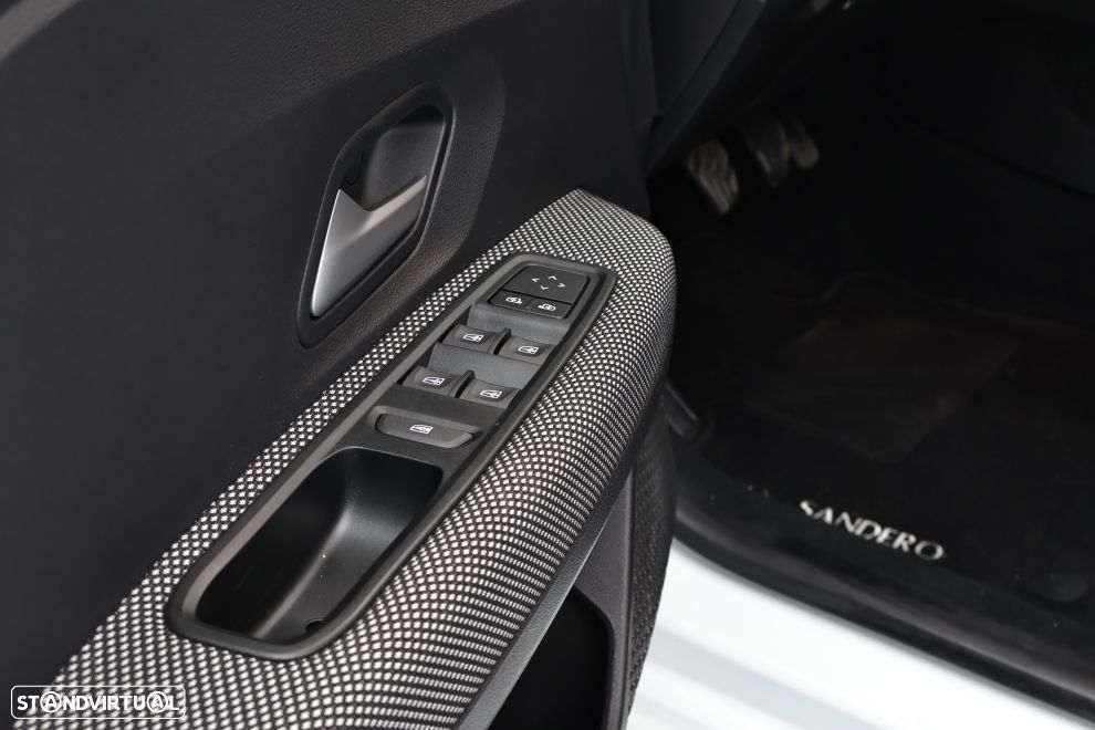 Dacia Sandero 1.0 ECO-G Essential Bi-Fuel - 23