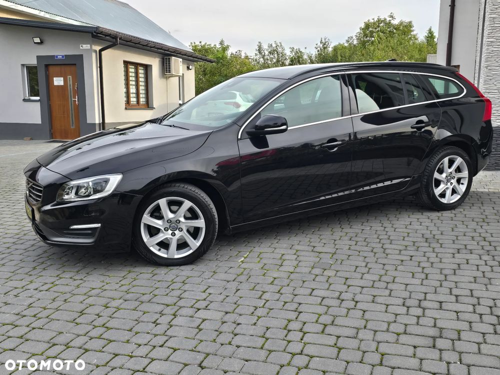 Volvo V60 D4 Summum - 5