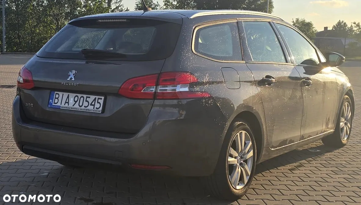 Peugeot 308 1.2 PureTech Active S&S EAT6 - 5