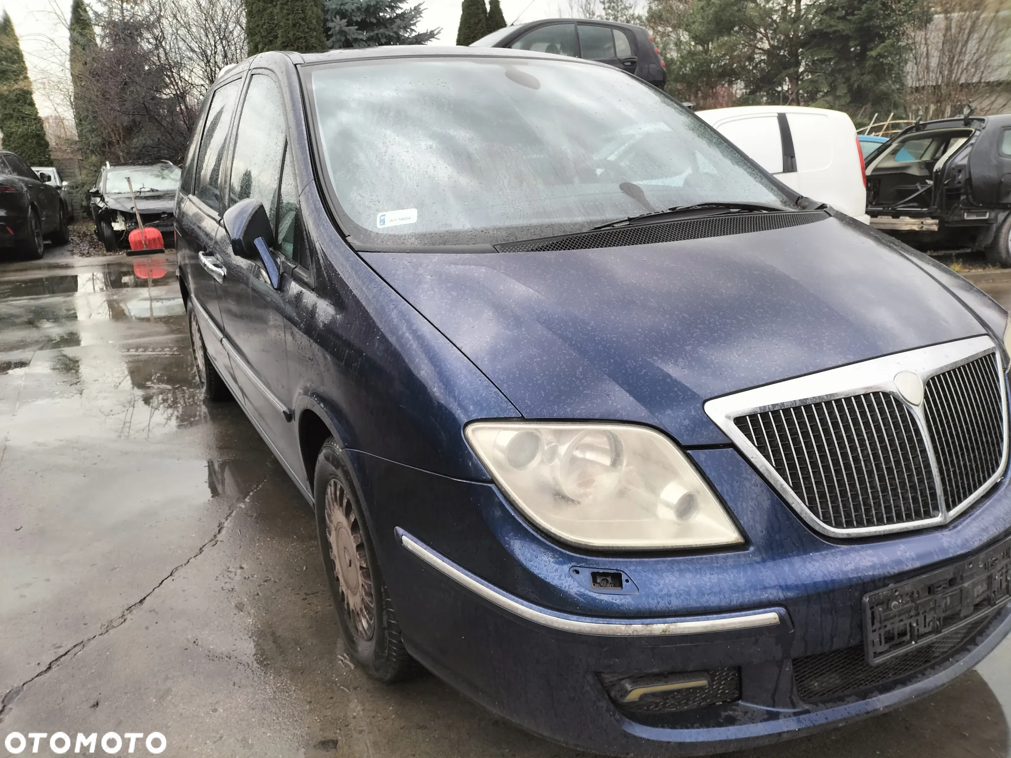 DRZWI PRAWE LEWE BOCZNE PRZESUWNE LANCIA PHEDRA 02-10r KOD LAK. KMPD - 7