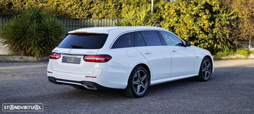 Mercedes-Benz E 300 de AMG Line - 5