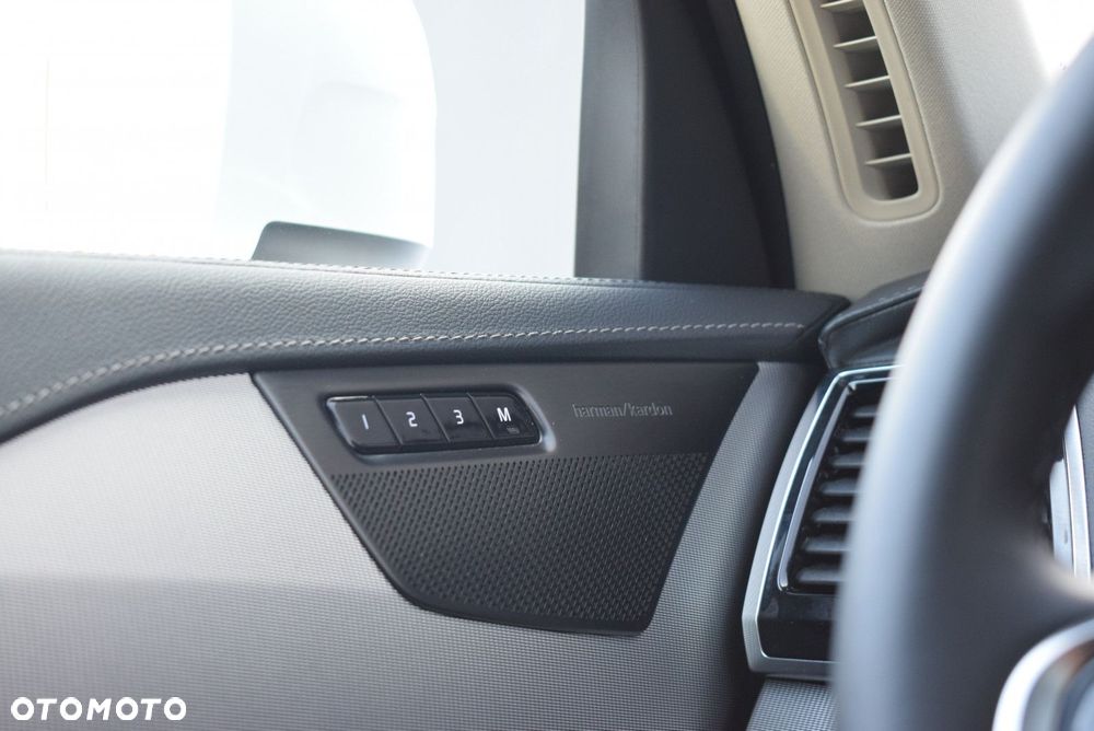 Volvo XC 90 - 13