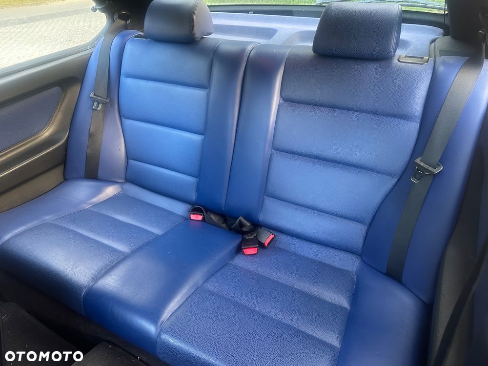 BMW Seria 3 316i - 6