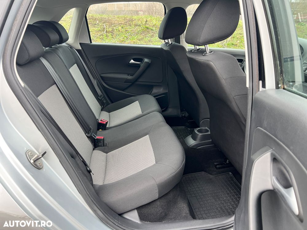 Volkswagen Polo 1.6 TDI Life - 11