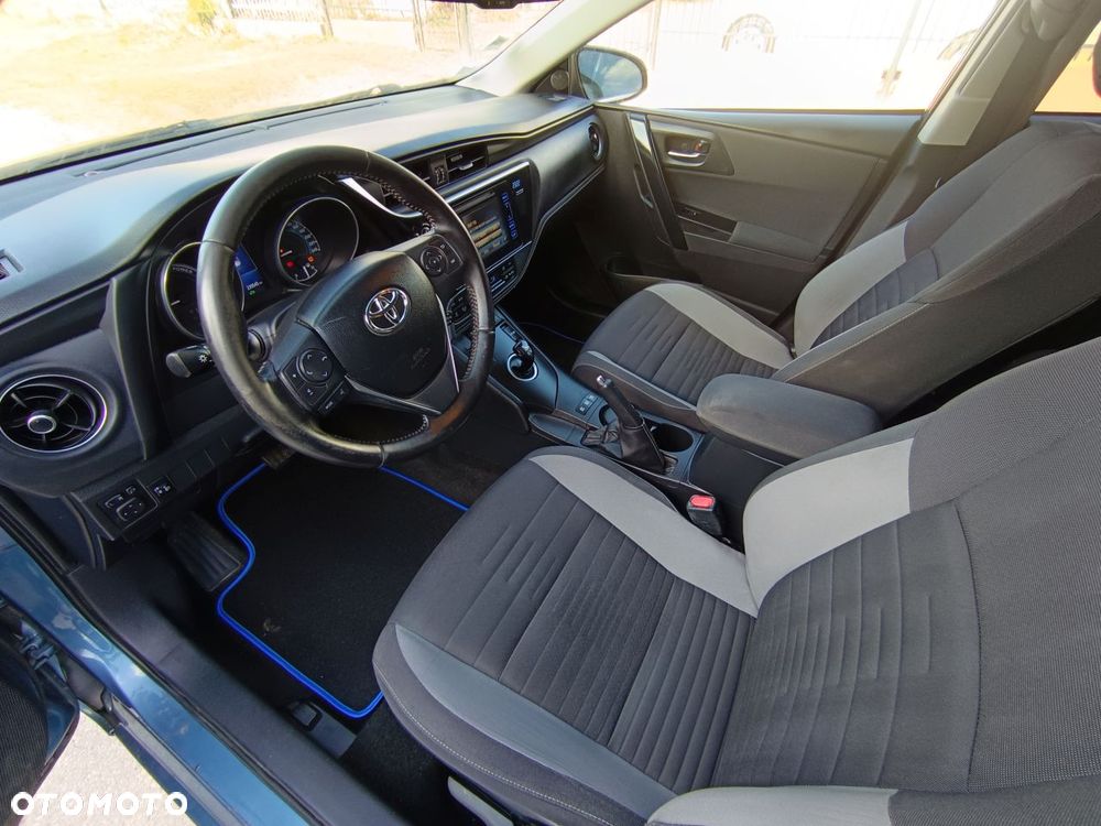 Toyota Auris - 8
