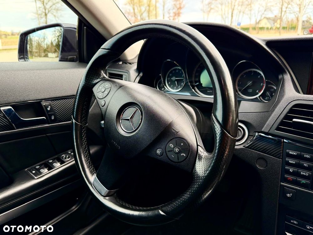 Mercedes-Benz Klasa E - 34