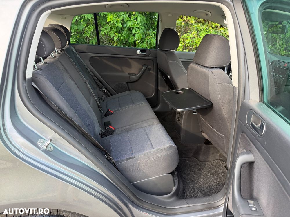 Volkswagen Golf Plus 1.6 TDI DPF Style - 10