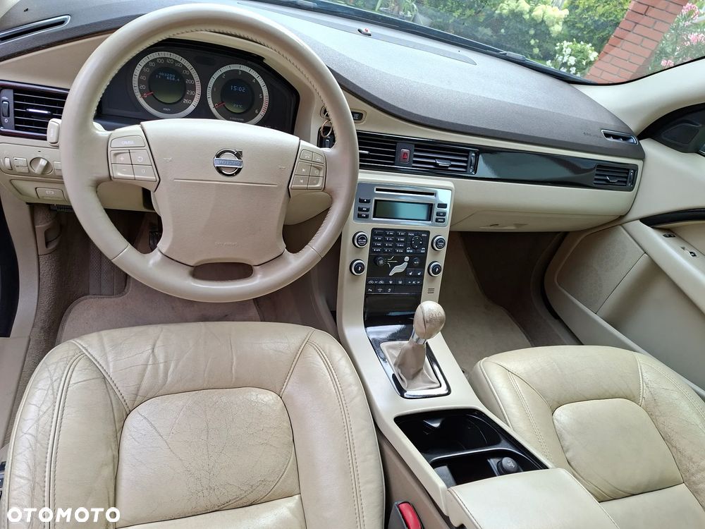 Volvo S80 2.4D5 AWD Summum - 4