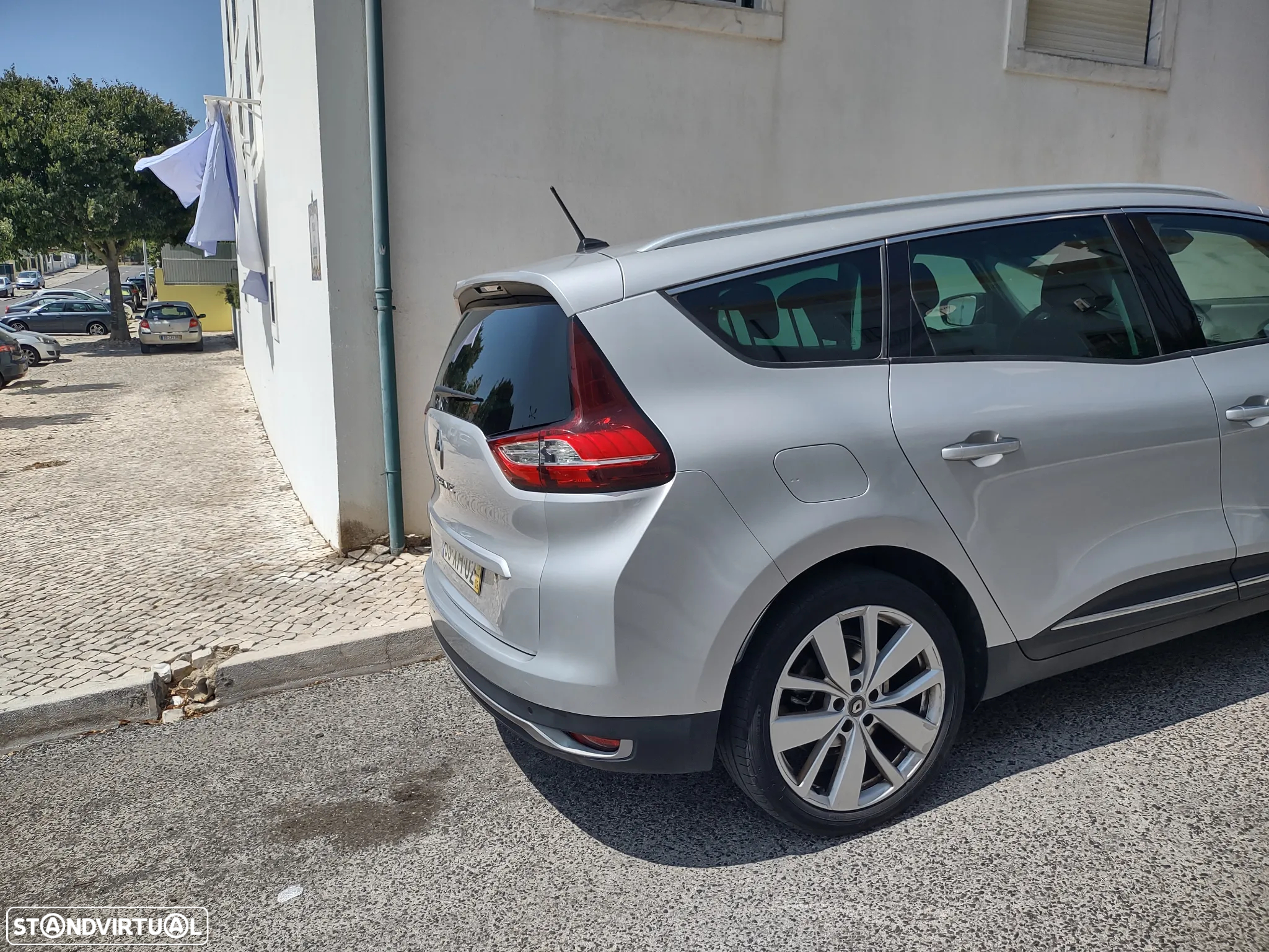 Renault Grand Scénic 1.7 Blue dCi Limited - 32