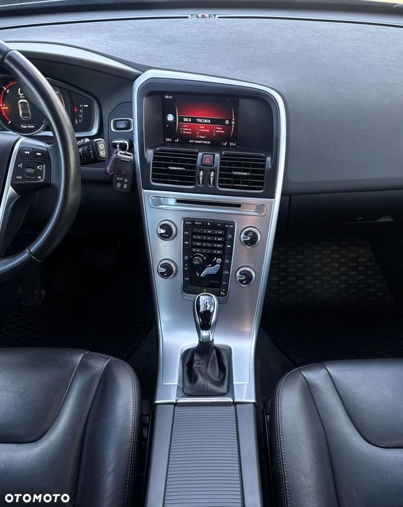 Volvo XC 60 - 16
