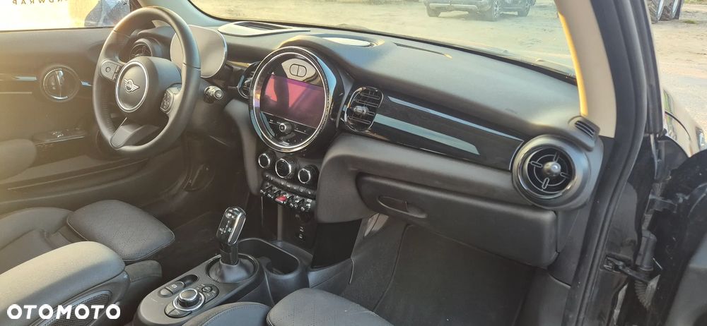 MINI Cooper John Works Trim - 14