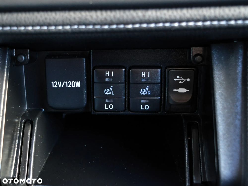 Toyota Corolla 1.6 Prestige MS - 24