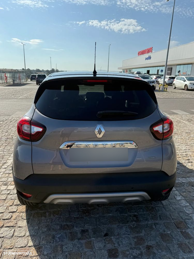 Renault Captur 1.5 dCi Exclusive - 14
