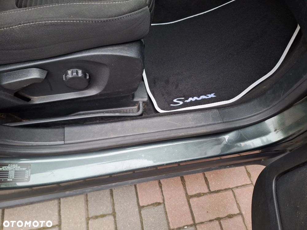 Ford S-Max 2.0 TDCi Titanium - 28