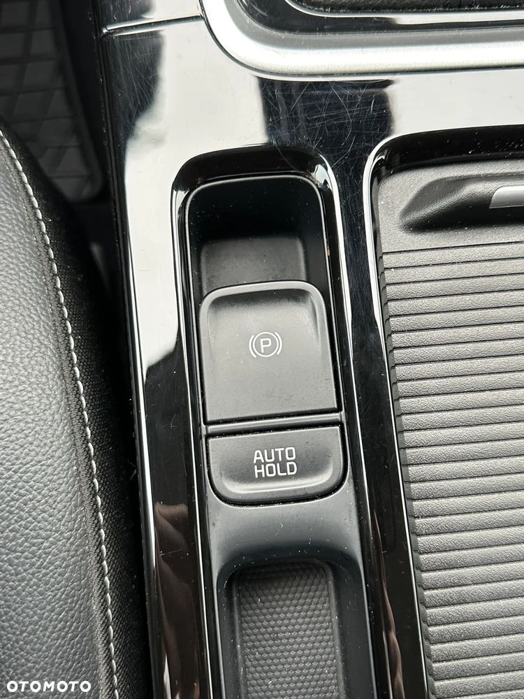 Kia Ceed 1.5 T-GDI Tribute DCT - 23