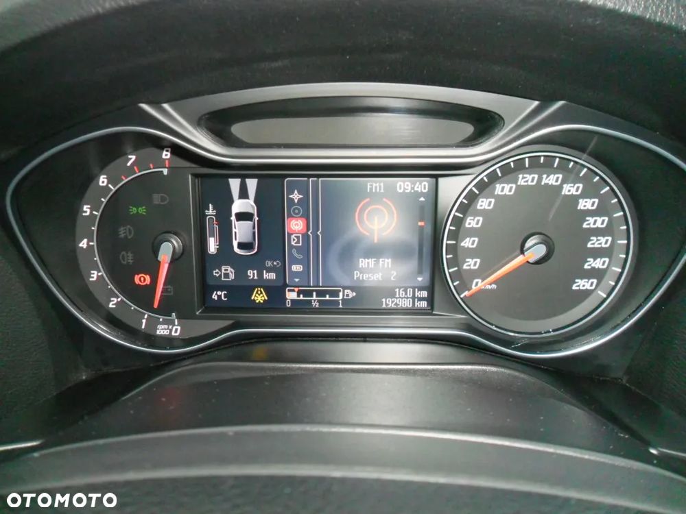 Ford Galaxy 1.6 EcoBoost Titanium - 26