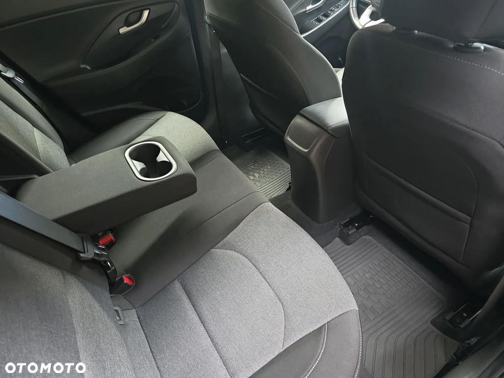 Hyundai i30 1.0 T-GDI Smart - 26