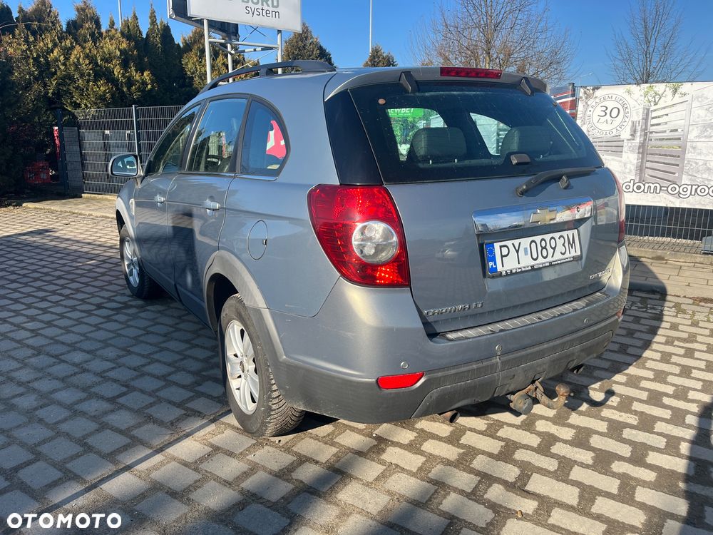 Chevrolet Captiva 2.0 2WD 7 Sitzer LS - 4