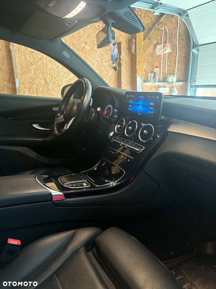 Mercedes-Benz GLC 220 d 4-Matic - 12