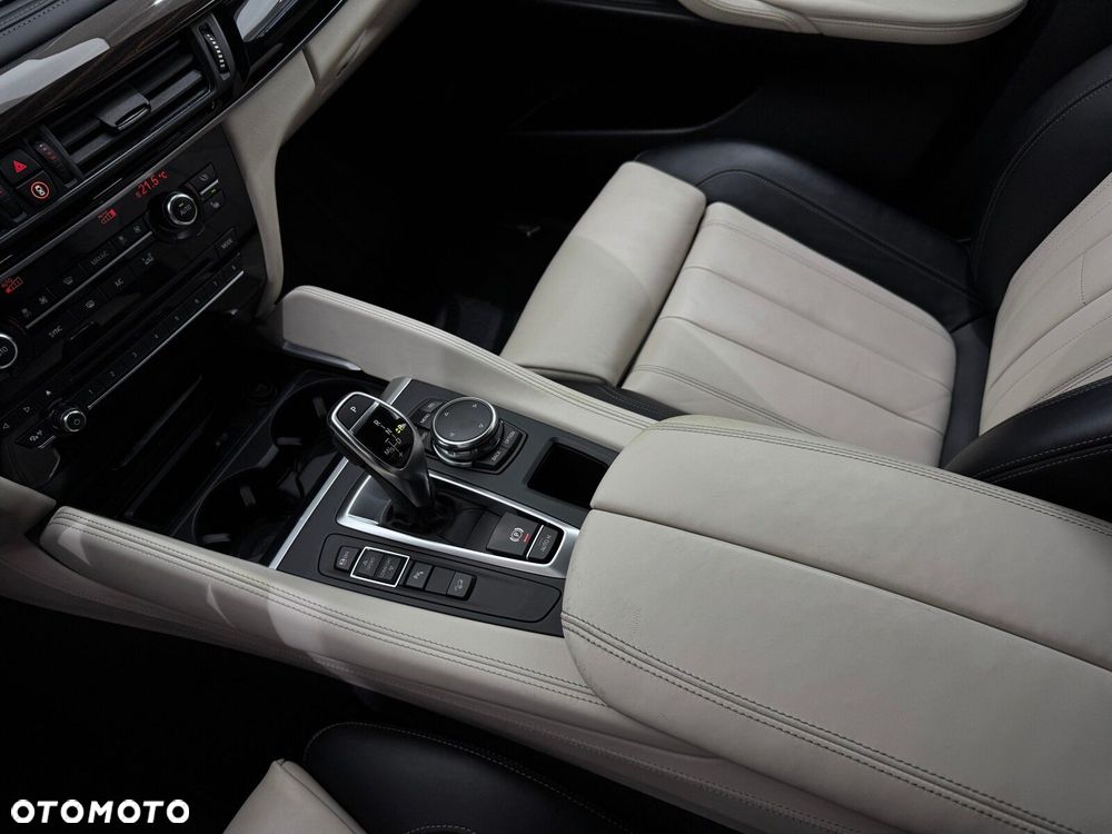 BMW X6 xDrive35i - 25