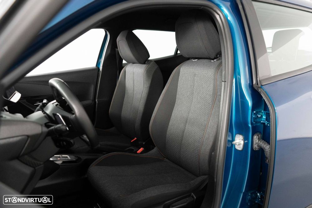 Peugeot 2008 1.2 Hybrid Style e-DCS6 - 11