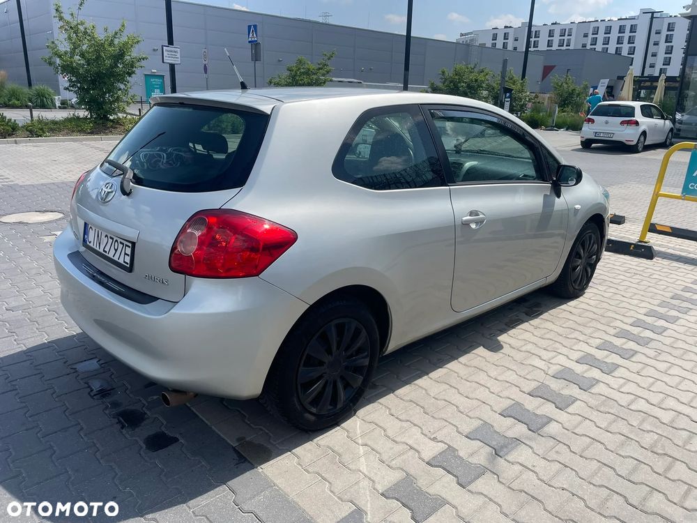 Toyota Auris 1.6 VVT-i Sol - 10